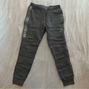 Nike Tech Fleece Joggers